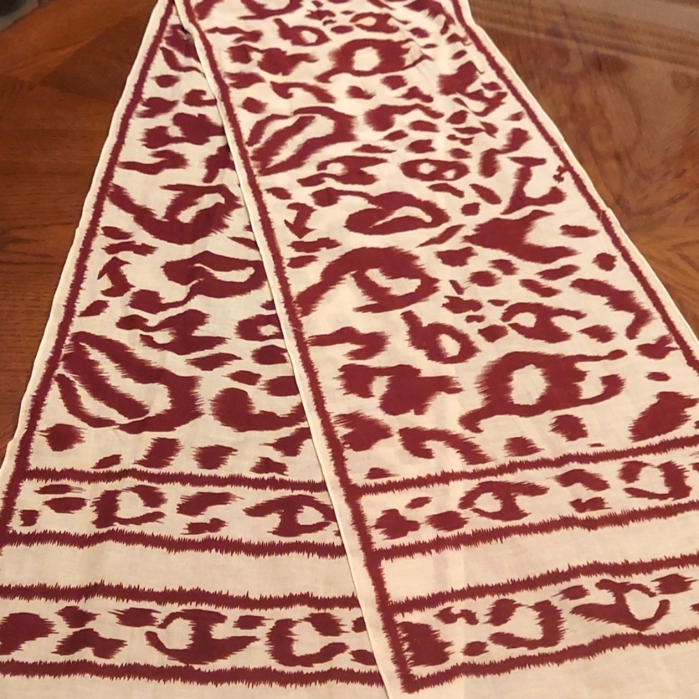 BROWN SCARF